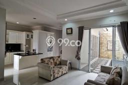 SPECIAL PRICE! Rumah Strategis di BSD Green Wich, LT 160m² LB 130m² SPECIAL PRICE! Rumah Strategis di BSD Green Wich, LT 160m² LB 130m²
