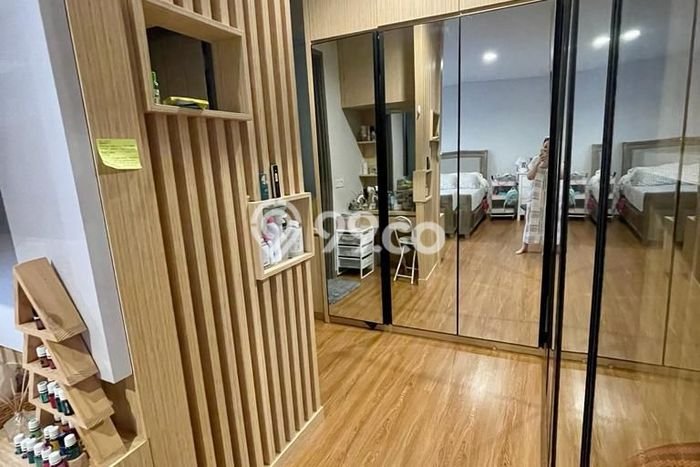 Rumah Elit Modern Siap Huni di BSD Green Wich Tangerang Rumah Elit Modern Siap Huni di BSD Green Wich Tangerang
