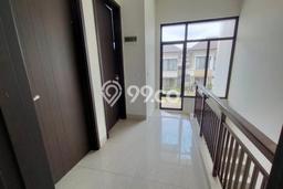 Investasi Menjanjikan 3 Kamar Tidur Lokasi Strategis di Jantung Kota BSD Eminent, Tangerang Investasi Menjanjikan 3 Kamar Tidur Lokasi Strategis di Jantung Kota BSD Eminent, Tangerang