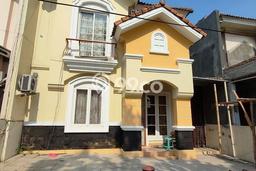 Rumah LB 100m² di Pusat Kota BSD Nusaloka, Tangerang - Lokasi Strategis Rumah LB 100m² di Pusat Kota BSD Nusaloka, Tangerang - Lokasi Strategis