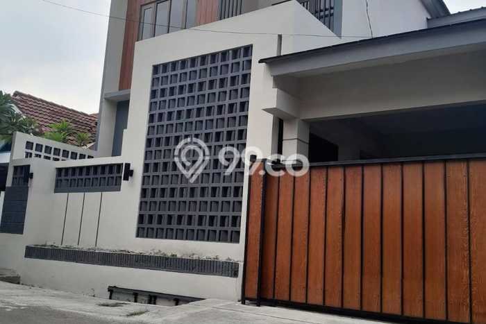 Rumah Minimalis 3 KT di BSD Griya Loka Tangerang Unfurnished Rumah Minimalis 3 KT di BSD Griya Loka Tangerang Unfurnished