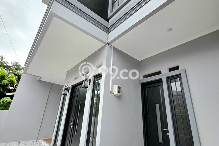 Ready to Use! Premium House LT 180m2 Desain Modern di BSD Griya Loka Ready to Use! Premium House LT 180m2 Desain Modern di BSD Griya Loka