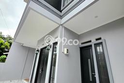 Ready to Use! Premium House LT 180m2 Desain Modern di BSD Griya Loka Ready to Use! Premium House LT 180m2 Desain Modern di BSD Griya Loka