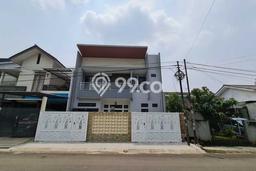 Rumah Elit Modern Tanpa Renovasi di BSD Griya Loka Tangerang Rumah Elit Modern Tanpa Renovasi di BSD Griya Loka Tangerang