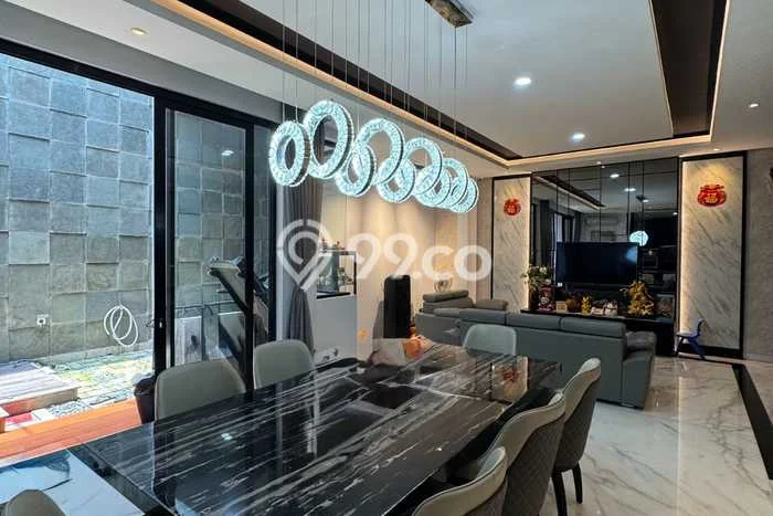 Rumah Luxury Modern Tanpa Renovasi di Gading Serpong The Spring Tangerang Rumah Luxury Modern Tanpa Renovasi di Gading Serpong The Spring Tangerang