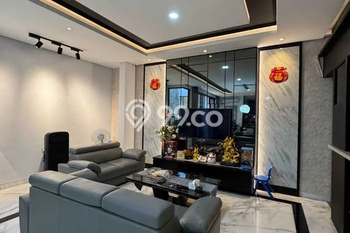 Rumah Luxury Modern Tanpa Renovasi di Gading Serpong The Spring Tangerang Rumah Luxury Modern Tanpa Renovasi di Gading Serpong The Spring Tangerang