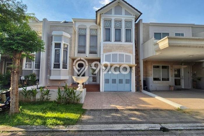 Rumah Elit Modern Tanpa Renovasi di BSD Green Wich Tangerang Rumah Elit Modern Tanpa Renovasi di BSD Green Wich Tangerang