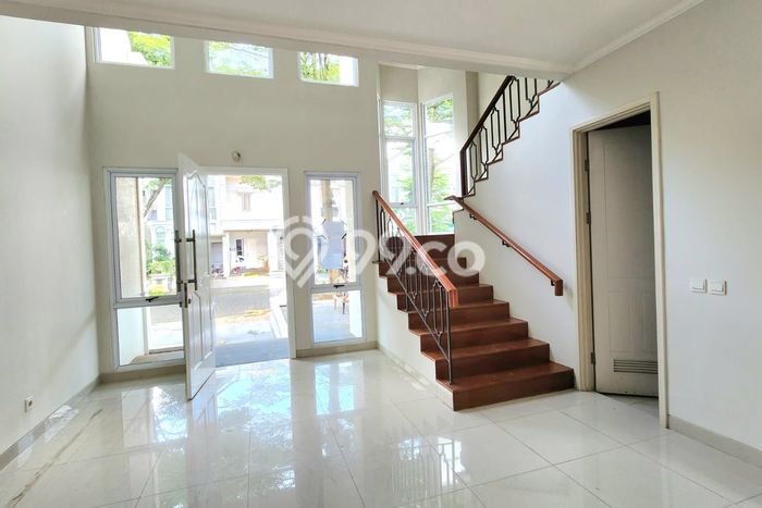 Dijual Rumah Luas Megah Dengan View Eksklusif di BSD Green Wich, Tangerang Dijual Rumah Luas Megah Dengan View Eksklusif di BSD Green Wich, Tangerang