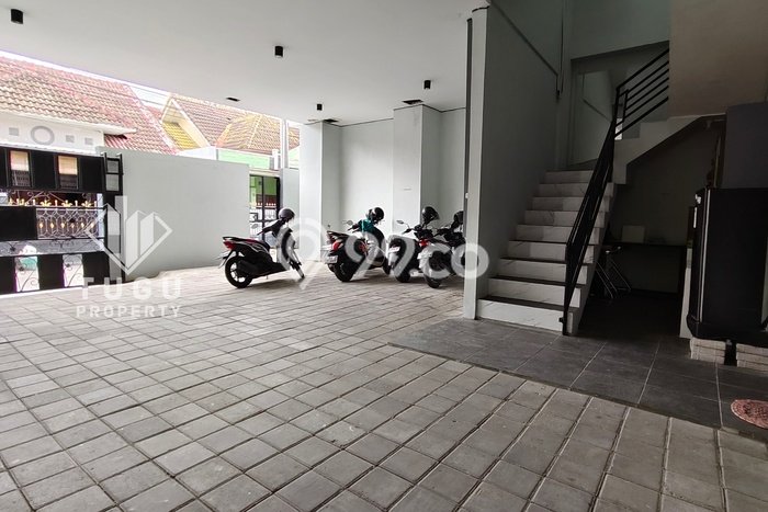 Rumah Mewah Siap Huni LT 120m2 di Depok, Sleman Rumah Mewah Siap Huni LT 120m2 di Depok, Sleman