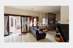 Siap Huni Hunian Elit 5 Kamar di Depok Dekat ke Mana Pun Siap Huni Hunian Elit 5 Kamar di Depok Dekat ke Mana Pun