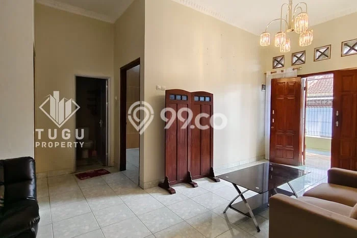 Rumah di Mergangsan, Dekat Fasilitas, 2 KM, Luas 168m2m² LB 250m2m² Rumah di Mergangsan, Dekat Fasilitas, 2 KM, Luas 168m2m² LB 250m2m²