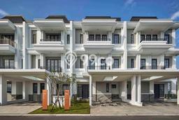 Rumah Elit LB 287m2 Siap Pakai Desain Elegan di Alam Sutera, Tangerang Rumah Elit LB 287m2 Siap Pakai Desain Elegan di Alam Sutera, Tangerang