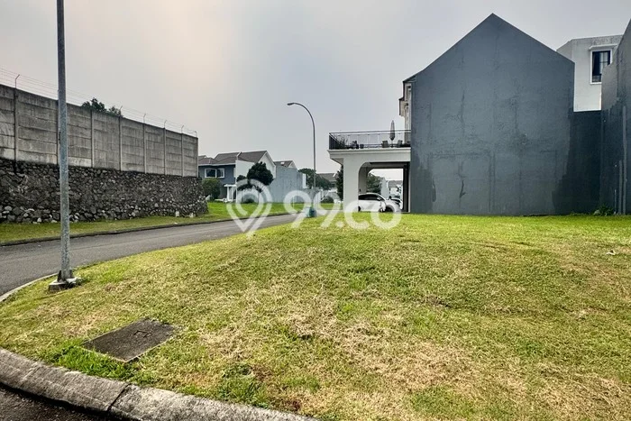 Dijual Tanah Lokasi Alam Sutera, Tangerang Seluas 330m2 Dijual Tanah Lokasi Alam Sutera, Tangerang Seluas 330m2