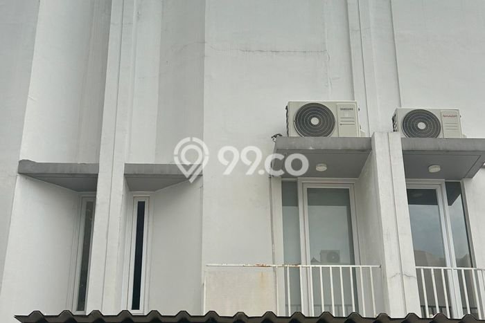 Rumah Modern 1 KT di BSD Tangerang Semi Furnished Rumah Modern 1 KT di BSD Tangerang Semi Furnished