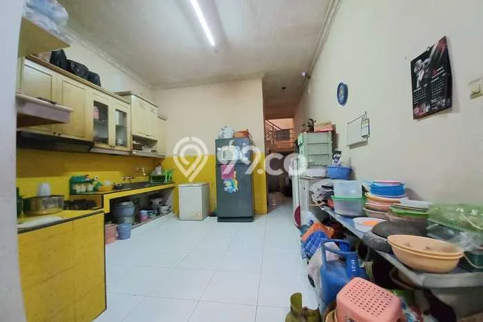 Hunian Mewah LB 1200m2 Siap Huni Desain Elegan di Margorejo, Surabaya Hunian Mewah LB 1200m2 Siap Huni Desain Elegan di Margorejo, Surabaya