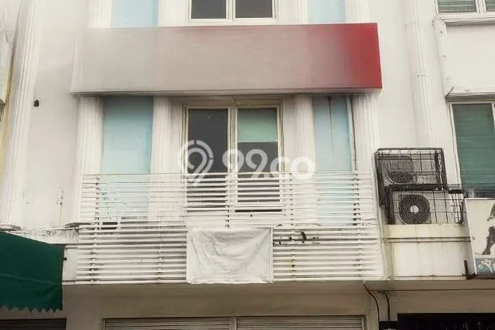 Ruko Disewakan di Kawasan Ramai Sawahan, Surabaya Ruko Disewakan di Kawasan Ramai Sawahan, Surabaya