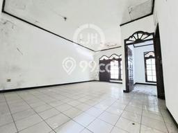 Jual Rumah Favorit Siap Huni LB 180m2 di Candisari, Semarang Jual Rumah Favorit Siap Huni LB 180m2 di Candisari, Semarang