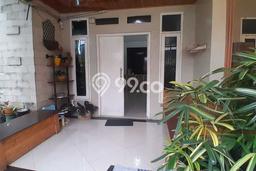 For Sale Rumah Bagus Siap Huni di Tangerang Strategis For Sale Rumah Bagus Siap Huni di Tangerang Strategis