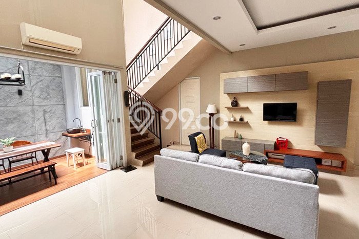 Rumah Luxury Modern Tanpa Renovasi di BSD Tangerang Rumah Luxury Modern Tanpa Renovasi di BSD Tangerang