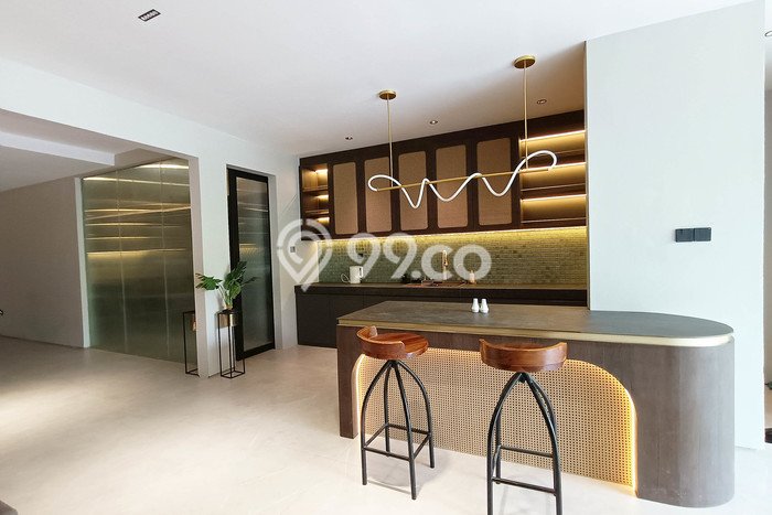 Hunian Elit LB 360m2 Siap Pakai Desain Elegan di Alam Sutera, Tangerang Hunian Elit LB 360m2 Siap Pakai Desain Elegan di Alam Sutera, Tangerang