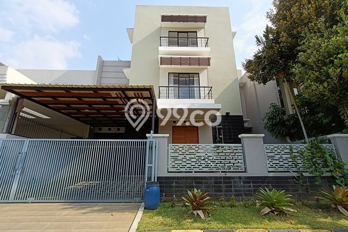Rumah Mewah LB 325m2 Siap Huni Desain Elegan di BSD, Tangerang Rumah Mewah LB 325m2 Siap Huni Desain Elegan di BSD, Tangerang