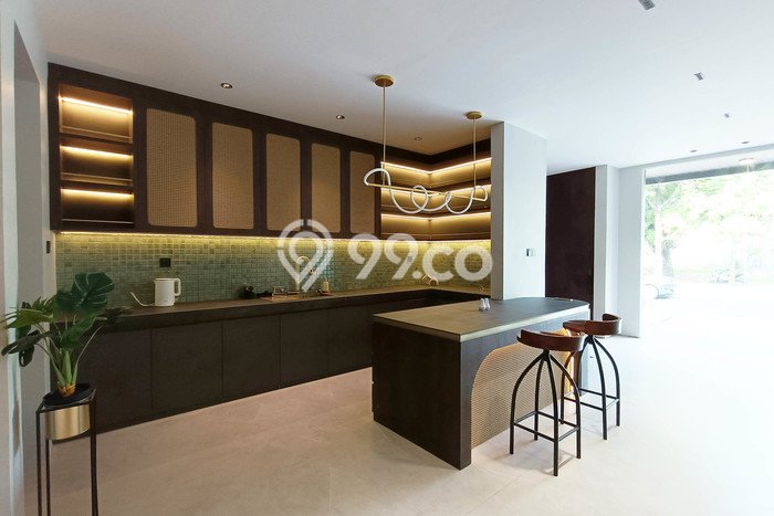 Hunian Elit LB 360m2 Siap Pakai Desain Elegan di Alam Sutera, Tangerang Hunian Elit LB 360m2 Siap Pakai Desain Elegan di Alam Sutera, Tangerang