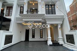 Siap Huni Rumah Mewah 4 Kamar di Jagakarsa Dekat ke Mana Saja Siap Huni Rumah Mewah 4 Kamar di Jagakarsa Dekat ke Mana Saja