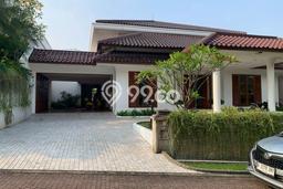 Rumah Mewah LB 650m2 Siap Huni Desain Elegan di Kemang, Jakarta Selatan Rumah Mewah LB 650m2 Siap Huni Desain Elegan di Kemang, Jakarta Selatan