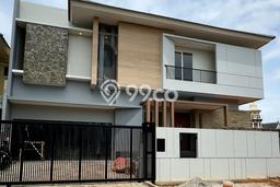 Jual Rumah Luas Megah Dengan View Eksklusif di BSD, Tangerang Jual Rumah Luas Megah Dengan View Eksklusif di BSD, Tangerang
