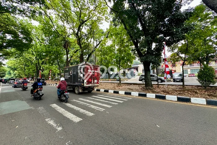 Komersial Dijual di Bogor LT 1497m2 & LB 800m2 Lokasi Terbaik! Komersial Dijual di Bogor LT 1497m2 & LB 800m2 Lokasi Terbaik!