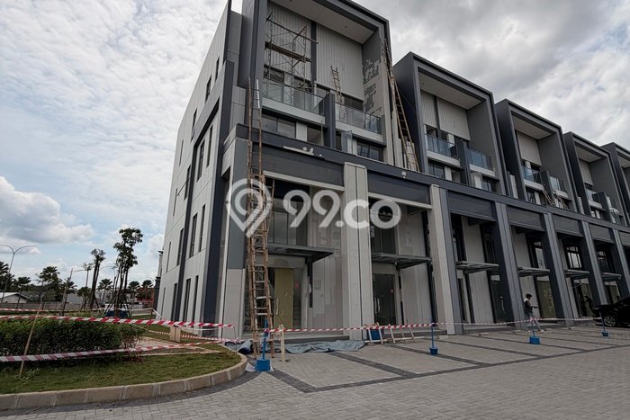 Ruko Dijual di Tangerang LT 90m2 & LB 276m2 Lokasi Terbaik! Ruko Dijual di Tangerang LT 90m2 & LB 276m2 Lokasi Terbaik!