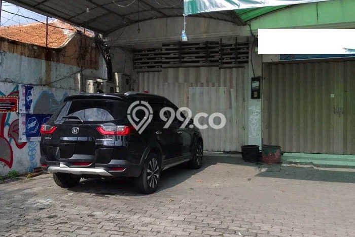 Ruko Disewa di Surabaya dengan LB 204m2 Area Komersial Ramai Ruko Disewa di Surabaya dengan LB 204m2 Area Komersial Ramai