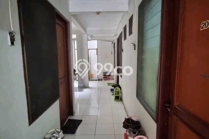 Dijual Kost Strategis di Tenggilis Mejoyo, Surabaya 16 KT, 6 KM, Luas Bangunan 550m2 Dijual Kost Strategis di Tenggilis Mejoyo, Surabaya 16 KT, 6 KM, Luas Bangunan 550m2