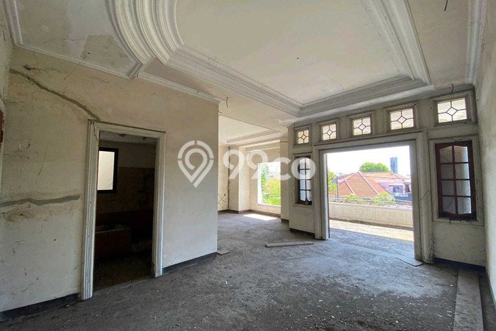 UNIT TERBATAS! Rumah area Tegalsari, 4 KT, LT 600m2m² Bangunan 800m2m² UNIT TERBATAS! Rumah area Tegalsari, 4 KT, LT 600m2m² Bangunan 800m2m²