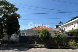 Dijual Rumah Premium dengan Fasilitas Sekitar Komplit di Tambaksari, Surabaya Dijual Rumah Premium dengan Fasilitas Sekitar Komplit di Tambaksari, Surabaya
