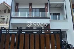 Ready to Use! Luxury House LT 180m2 Desain Elegan di BSD City Ready to Use! Luxury House LT 180m2 Desain Elegan di BSD City