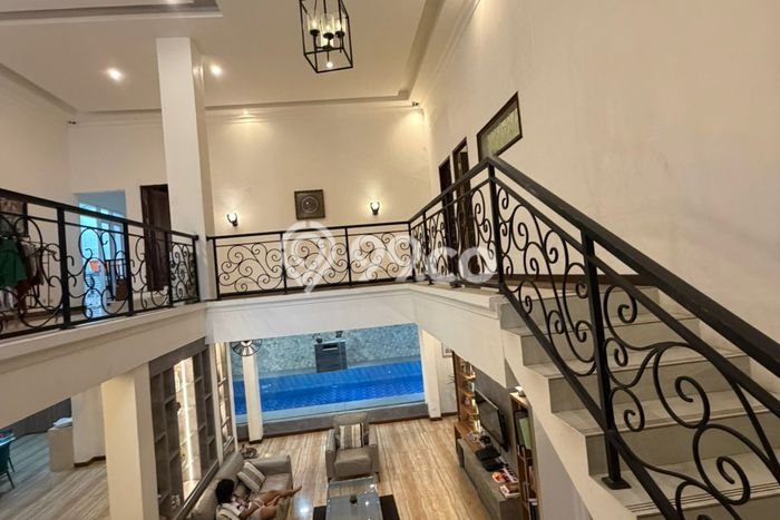 Ready to Use! Luxury House LT 300m2 Desain Elegan di Panakukkang Ready to Use! Luxury House LT 300m2 Desain Elegan di Panakukkang