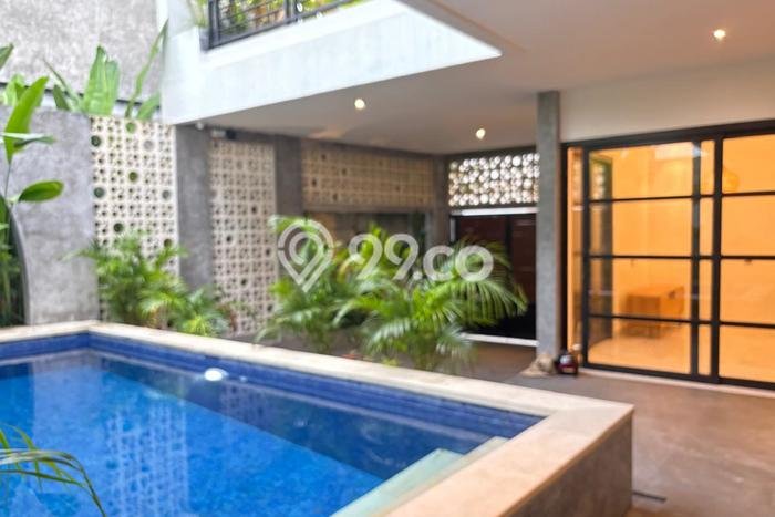 Rumah Disewakan Badung LT 200m2 LB 300m2 Kawasan Pererenan Rumah Disewakan Badung LT 200m2 LB 300m2 Kawasan Pererenan