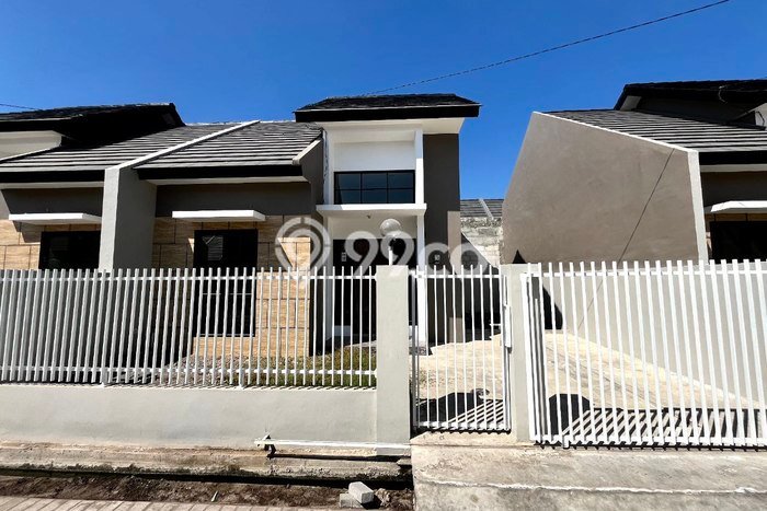 Dijual Cepat Rumah Favorit Siap Huni LB 36m2 di Waru, Sidoarjo Dijual Cepat Rumah Favorit Siap Huni LB 36m2 di Waru, Sidoarjo