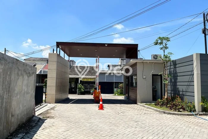 Rumah Strategis Minimalis Lb 30m2 di Rungkut, Surabaya Rumah Strategis Minimalis Lb 30m2 di Rungkut, Surabaya