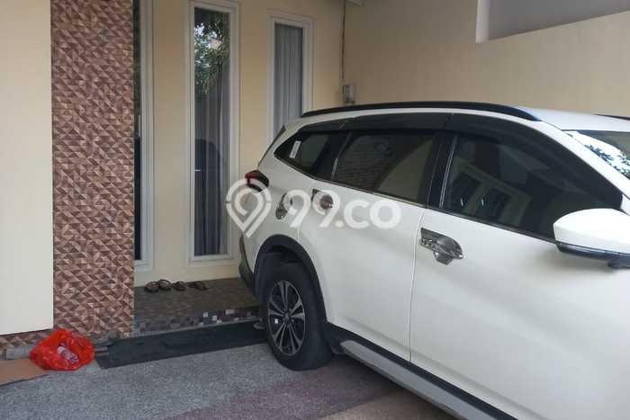 For Sale Hunian Rumah Nyaman 4 Kamar di Pondok Tjandra, Sidoarjo For Sale Hunian Rumah Nyaman 4 Kamar di Pondok Tjandra, Sidoarjo