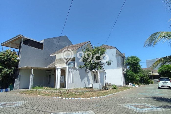 For Sale Rumah 2 Kamar Lokasi Ideal Bagus dan Strategis di Gedangan For Sale Rumah 2 Kamar Lokasi Ideal Bagus dan Strategis di Gedangan