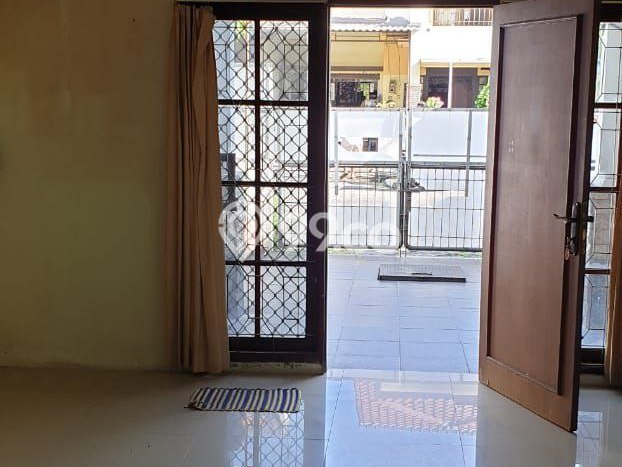 UNIT LANGKA! Rumah kawasan Bubutan, 2 KM, View Kota, LT 105m2m² LB 111m2m² UNIT LANGKA! Rumah kawasan Bubutan, 2 KM, View Kota, LT 105m2m² LB 111m2m²