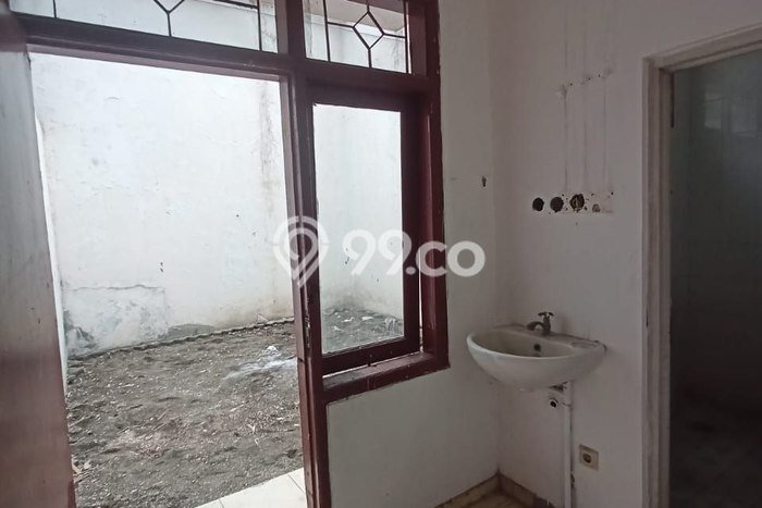Ruko Dijual Lokasi Stratagis di Krembangan Surabaya Cocok untuk Investasi Ruko Dijual Lokasi Stratagis di Krembangan Surabaya Cocok untuk Investasi