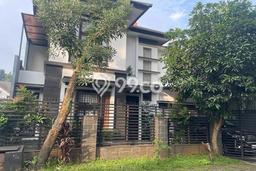Dijual Rumah Mewah Elegan Dengan View Eksklusif di Bintaro, Tangerang Selatan Dijual Rumah Mewah Elegan Dengan View Eksklusif di Bintaro, Tangerang Selatan