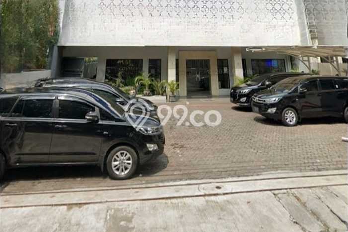 Sewa Rumah Strategis LT 870m2 / LB 630m2 di Surabaya Kota, Surabaya Sewa Rumah Strategis LT 870m2 / LB 630m2 di Surabaya Kota, Surabaya