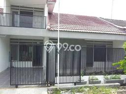 For Sale Rumah 2 Kamar Lokasi Strategis Bagus dan Strategis di Waru For Sale Rumah 2 Kamar Lokasi Strategis Bagus dan Strategis di Waru