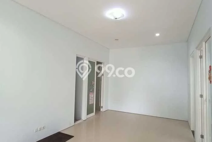 Lokasi terbaik! Rumah siap pakai dikontrakkan di Wiyung LB 136m2 Lokasi terbaik! Rumah siap pakai dikontrakkan di Wiyung LB 136m2