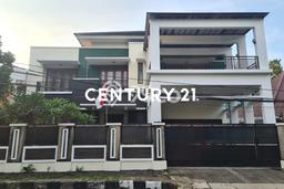 Best Deal Hunian Premium Ideal dan Luas di Menteng, Jakarta Pusat Best Deal Hunian Premium Ideal dan Luas di Menteng, Jakarta Pusat