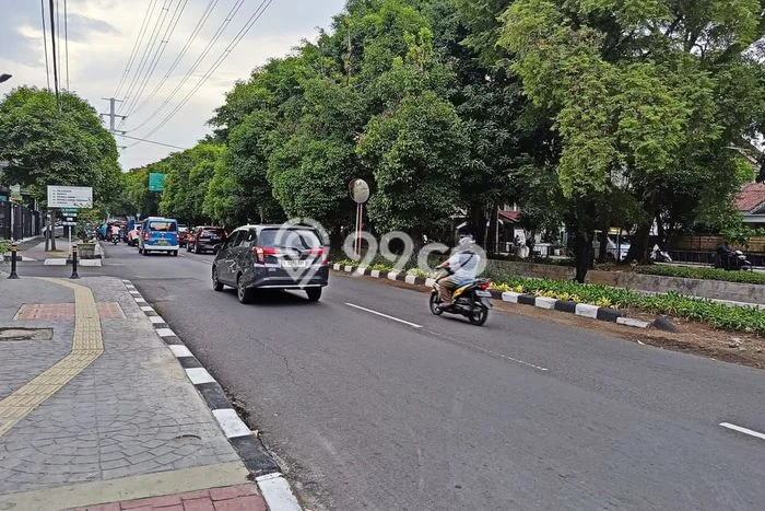 Ruko Dijual di Jakarta Timur LT 87m2 & LB 265m2 Lokasi Terbaik! Ruko Dijual di Jakarta Timur LT 87m2 & LB 265m2 Lokasi Terbaik!